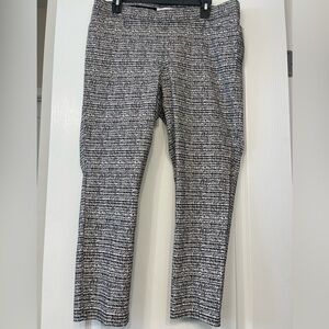 Women's stretchy and comfy Patterned Pants size  PL, pockets in the front